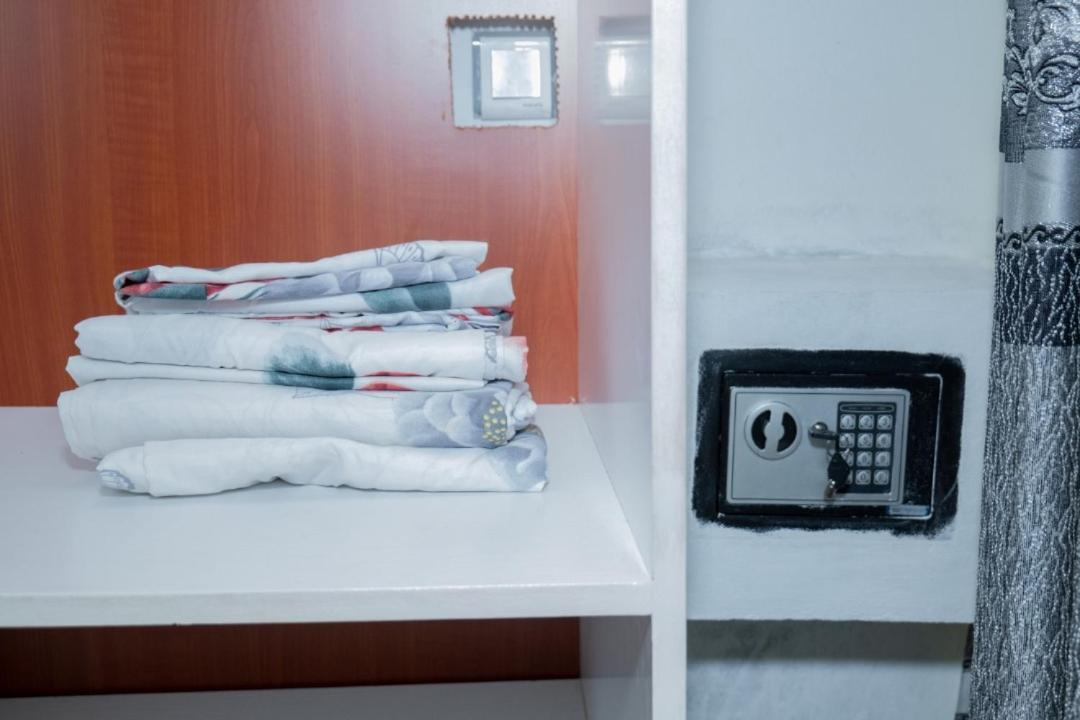 The City Block Apartment Бужумбура Экстерьер фото