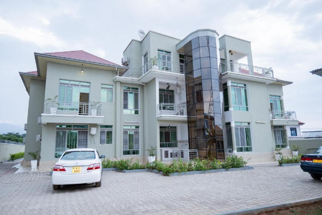 The City Block Apartment Бужумбура Экстерьер фото