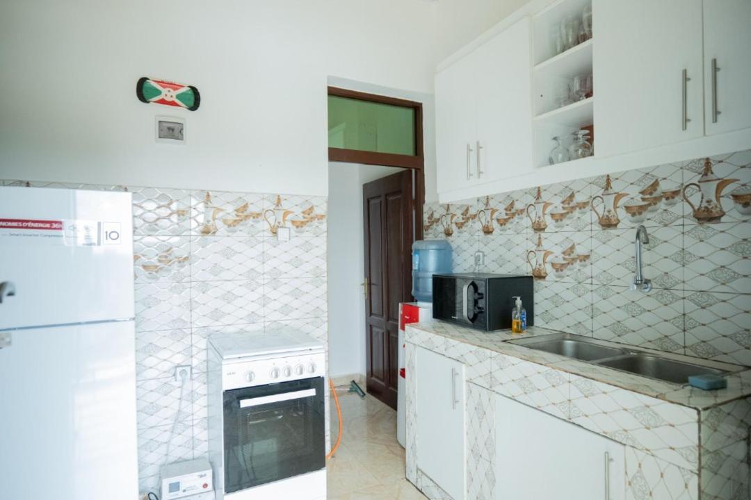 The City Block Apartment Бужумбура Экстерьер фото